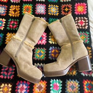 Vintage Suede Skecher’s Boots